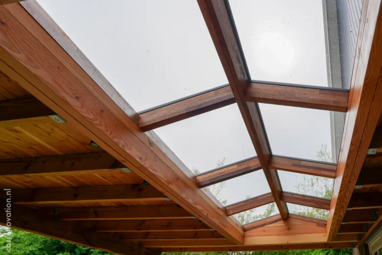 Wooden beam structure of the veranda's glass roof