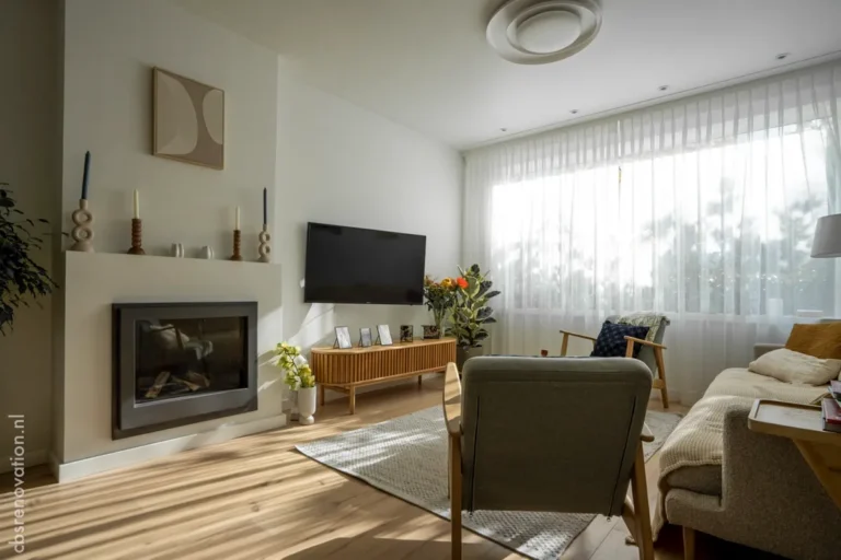 Living room with a built-in fireplace and modern furniture