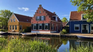 What to Consider When Choosing a Facade Color?